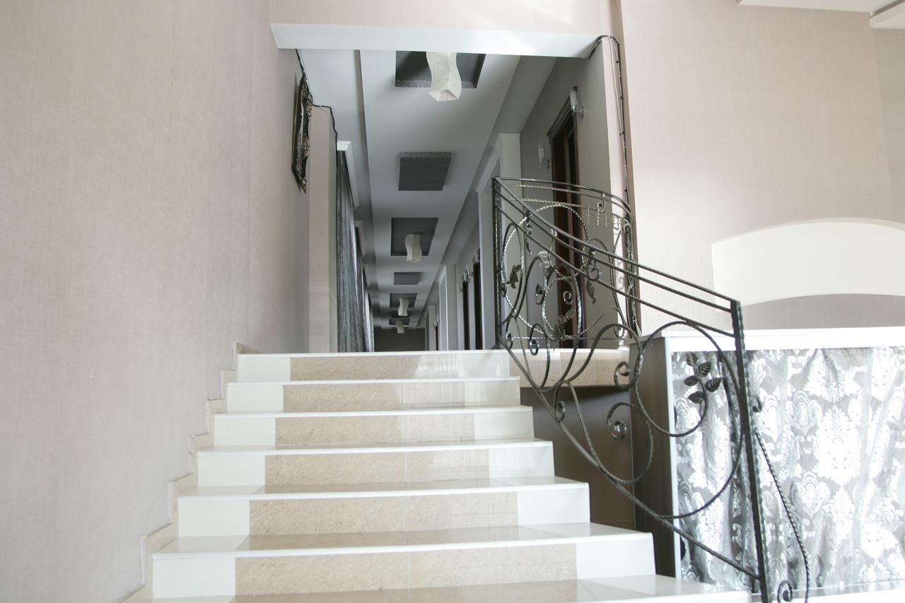 Hotel Eleon Kutaisi Zewnętrze zdjęcie