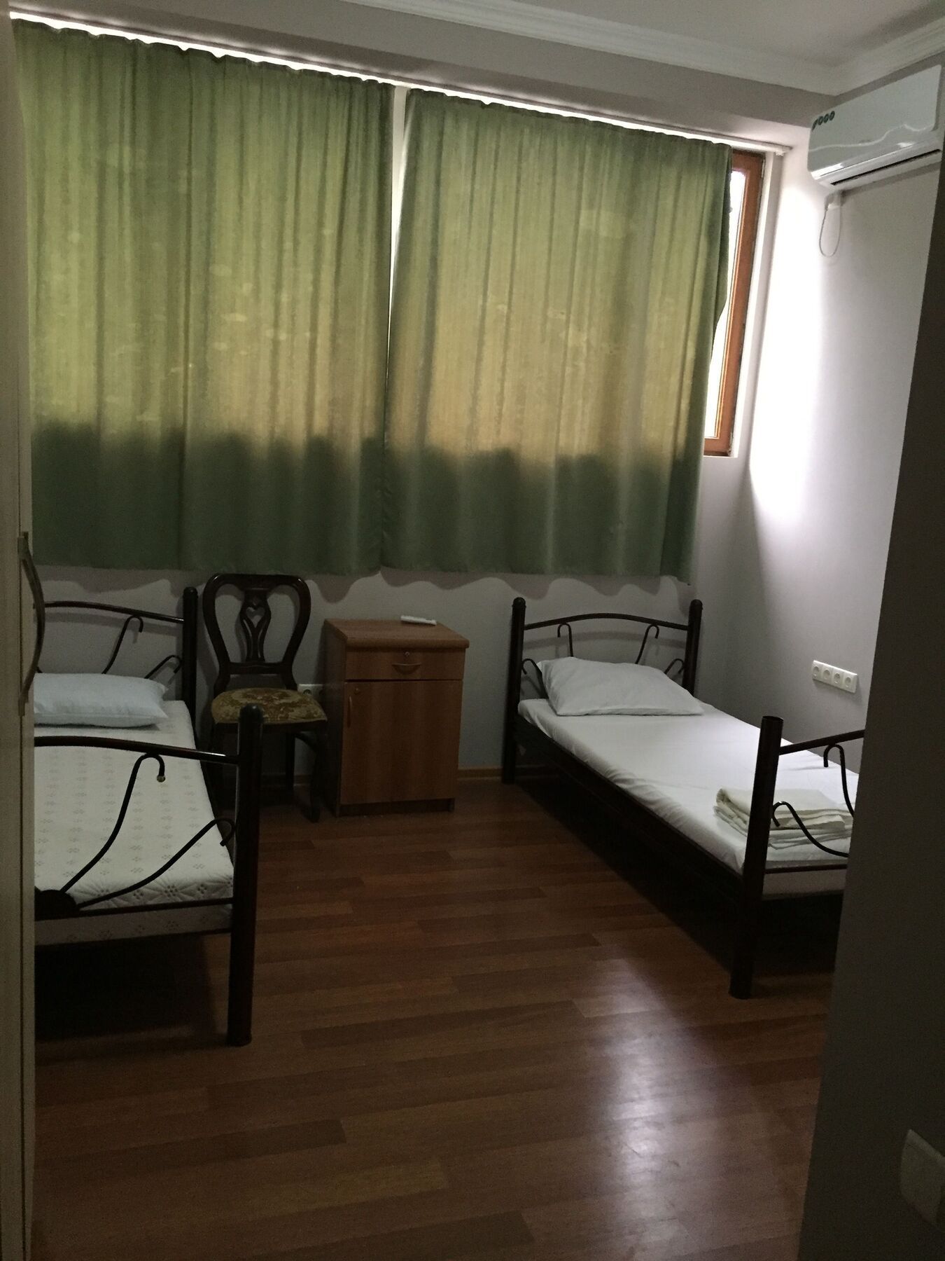 Hotel Eleon Kutaisi Zewnętrze zdjęcie